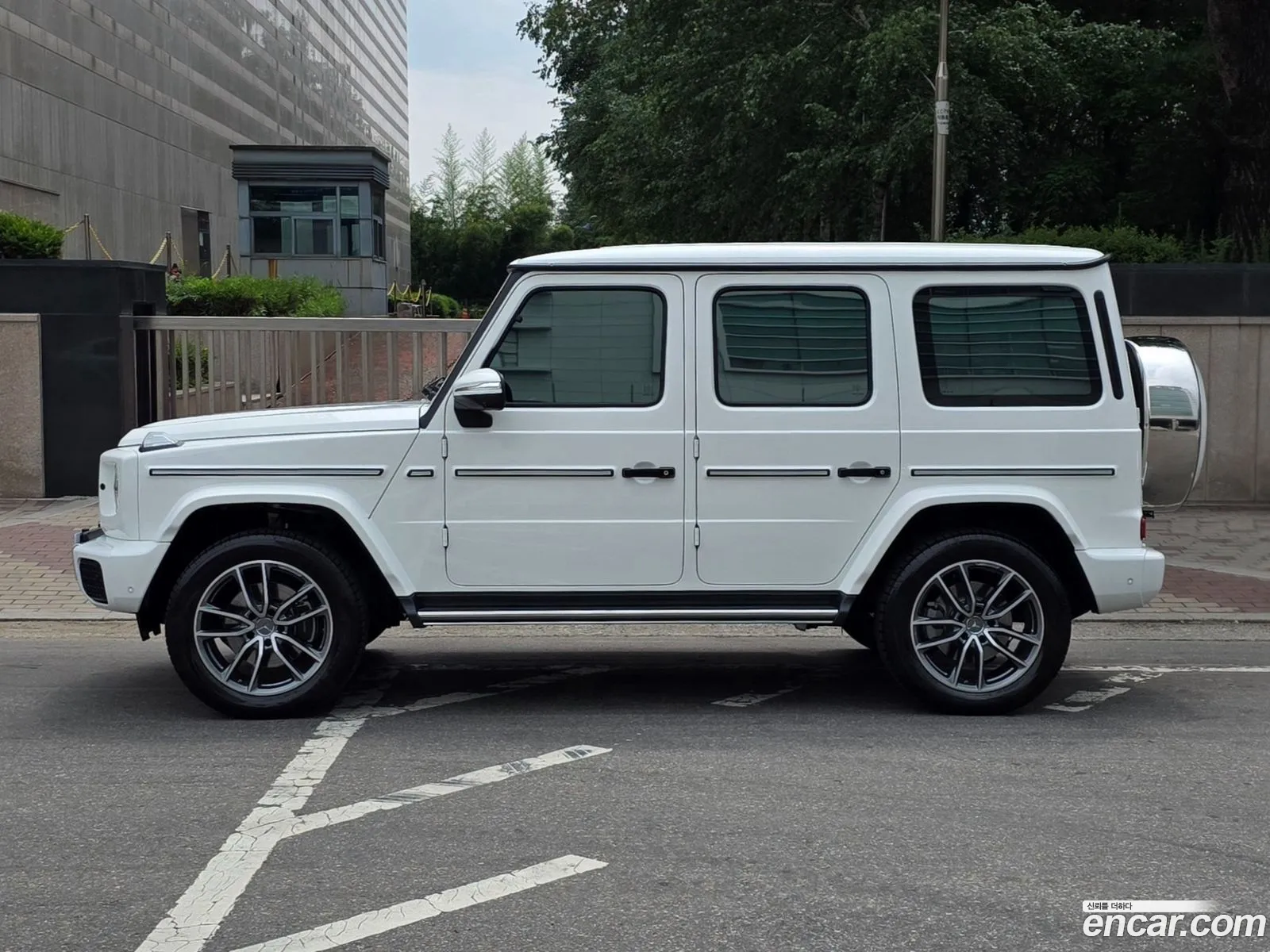 Mercedes-Benz G-Class W465 2025 — 13
