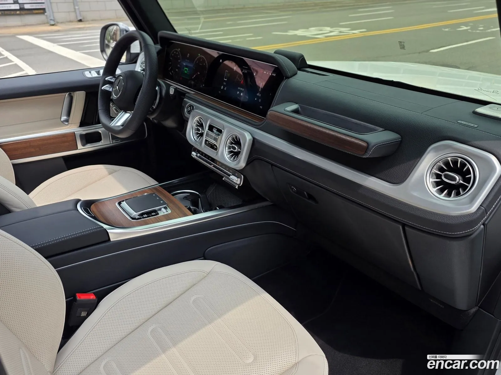 Mercedes-Benz G-Class W465 2025 — 10