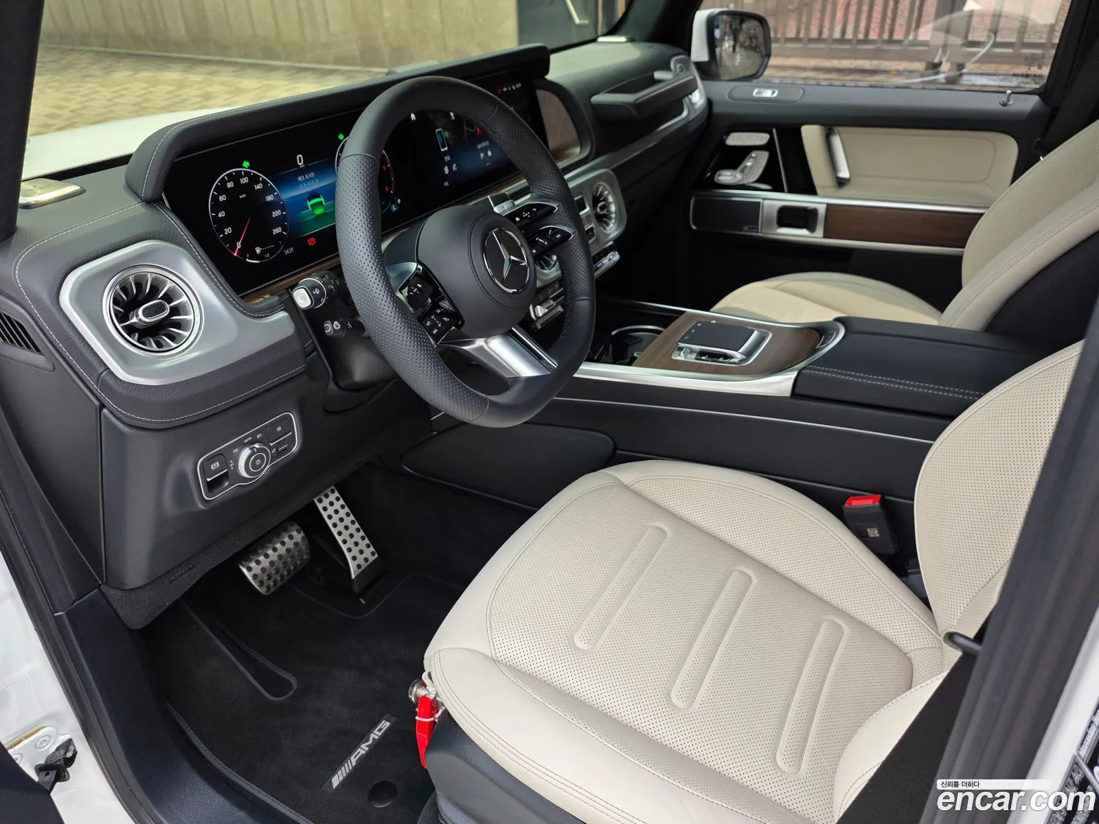Mercedes-Benz G-Class W465 2025 — 19