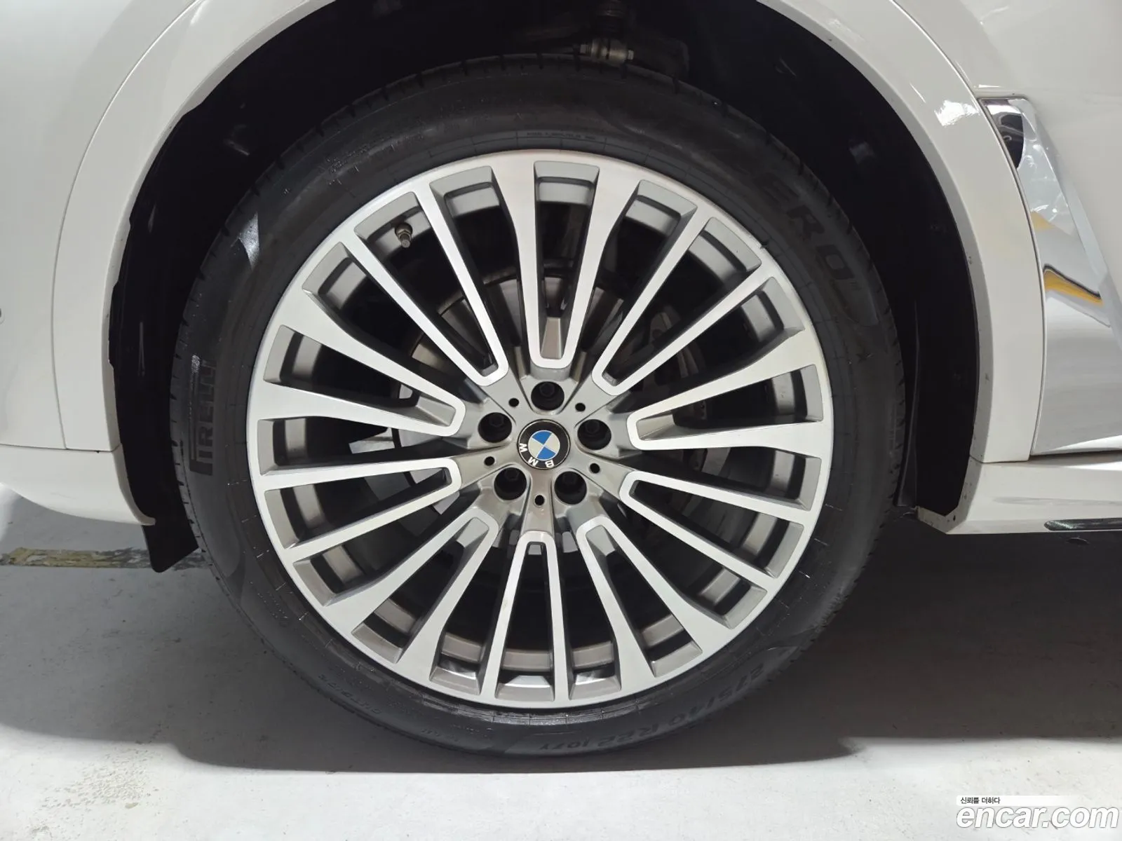 BMW X7 2021 — 3