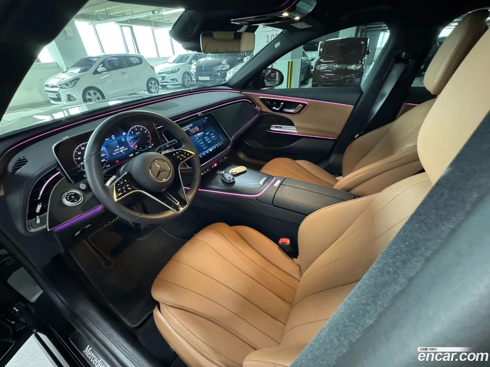 Mercedes-Benz E-Class W214 2025 — 11