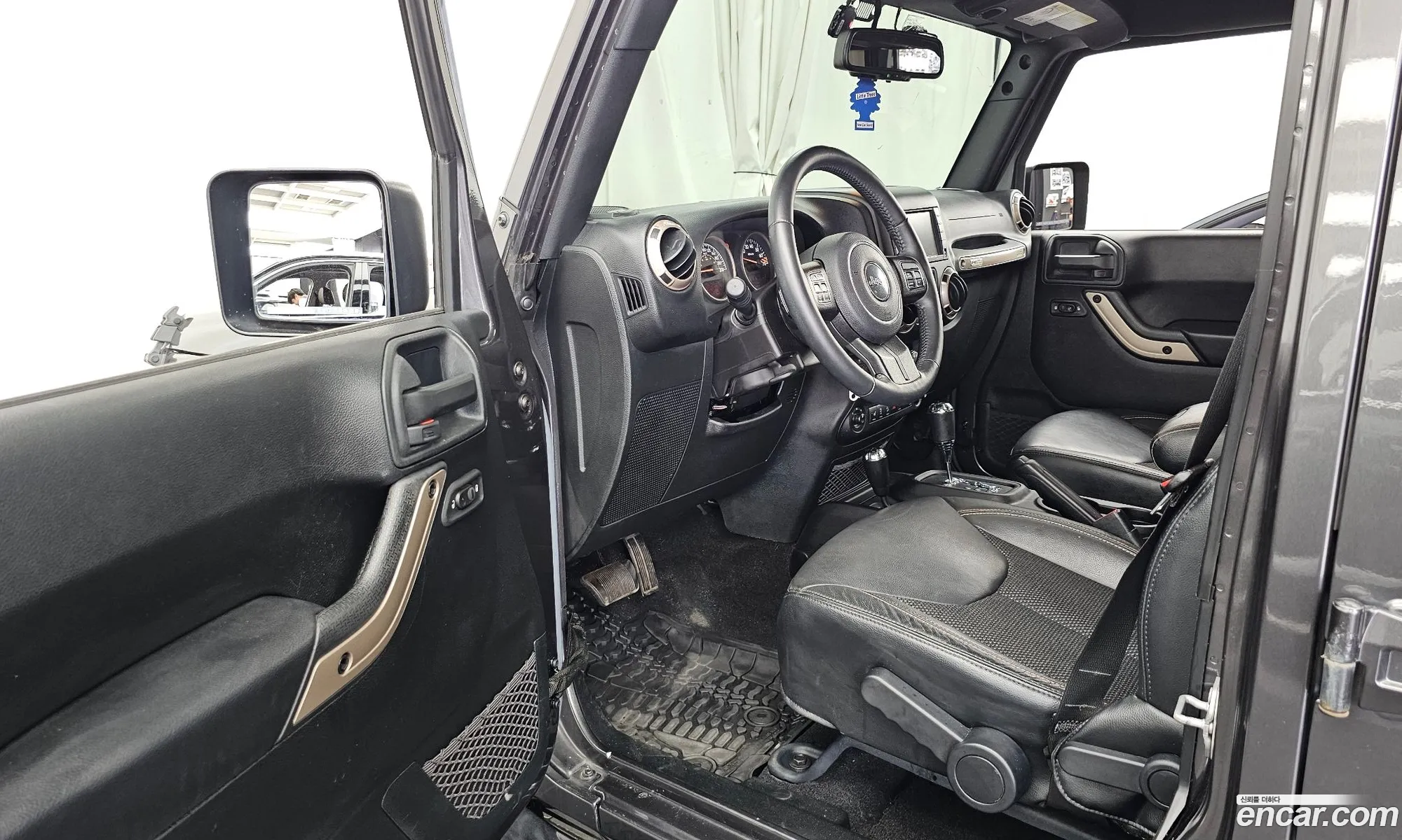 Jeep Wrangler 2016 1C4HJWEG0GL332263 — 8