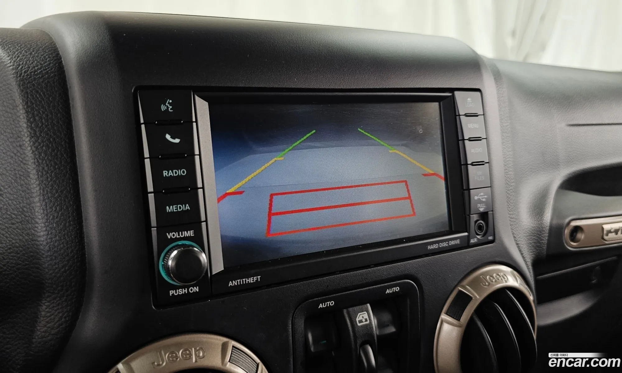Jeep Wrangler 2016 1C4HJWEG0GL332263 — 3