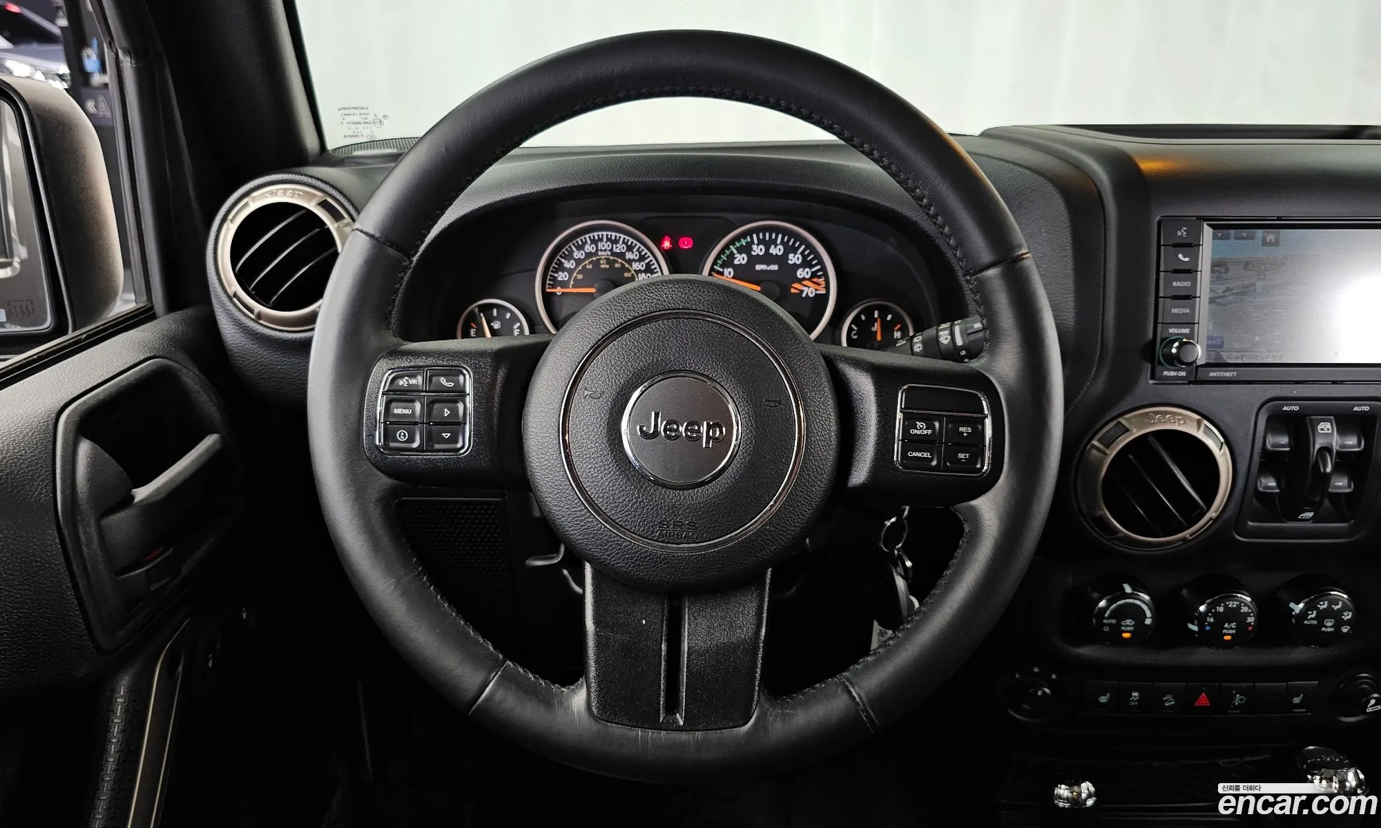Jeep Wrangler 2016 1C4HJWEG0GL332263 — 11
