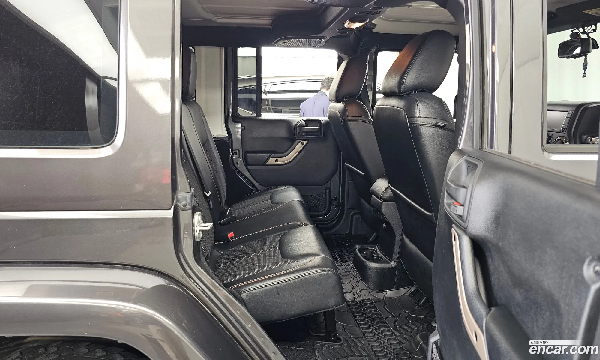 Jeep Wrangler 2016 1C4HJWEG0GL332263 — 9