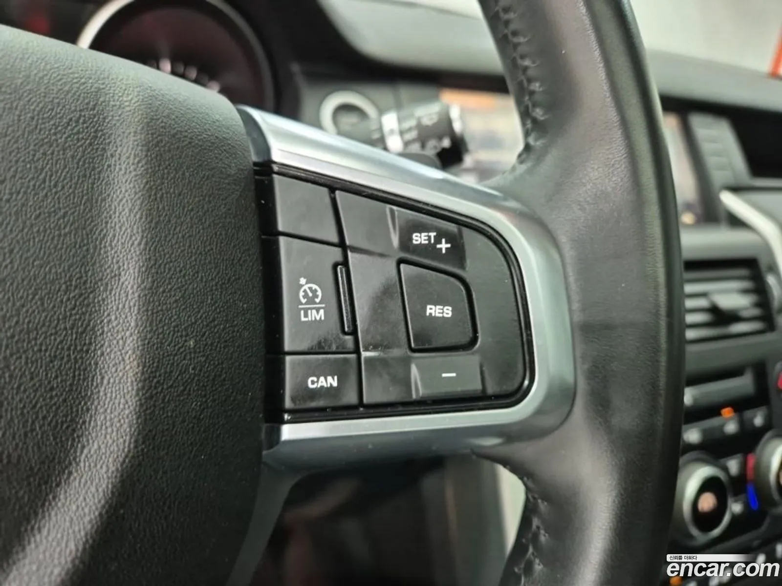 Land Rover Discovery Sport 2018 — 6