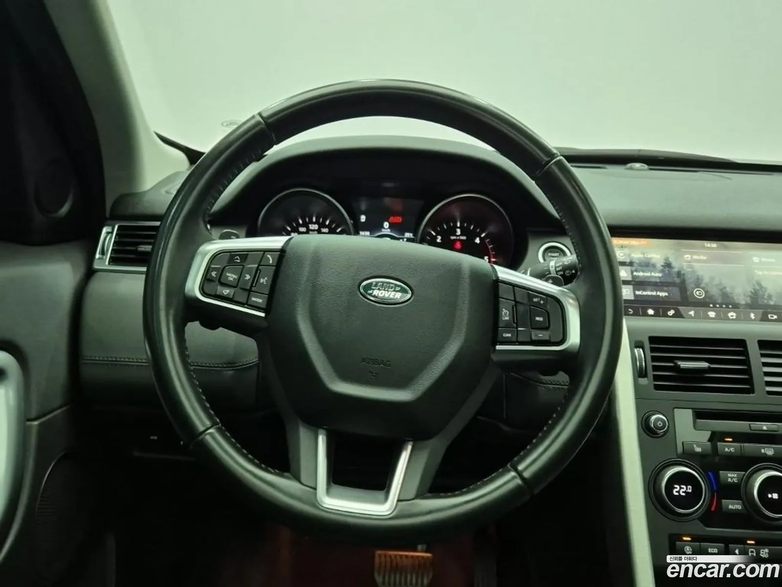 Land Rover Discovery Sport 2018 — 17