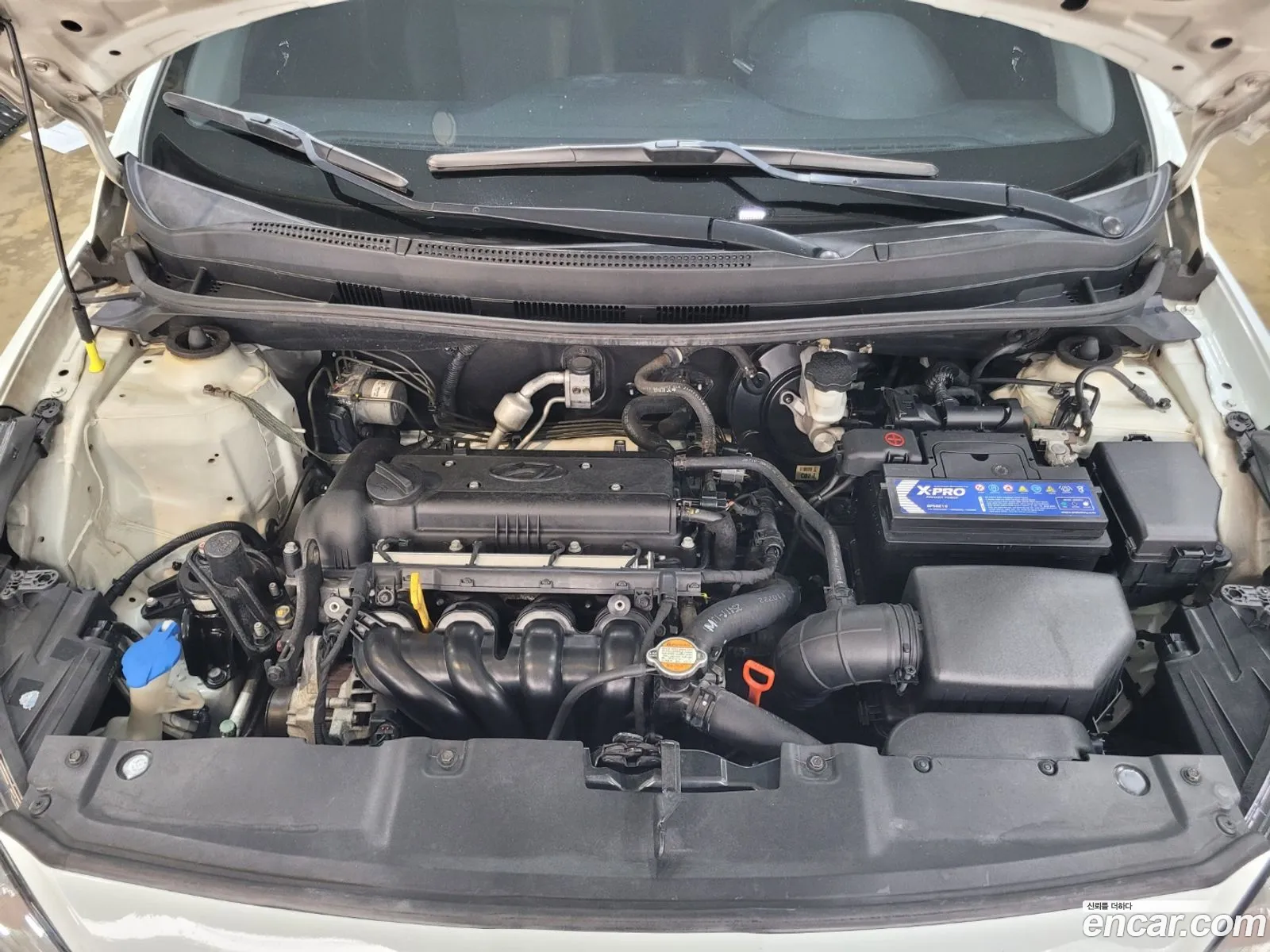 Hyundai Accent 2011 — 11