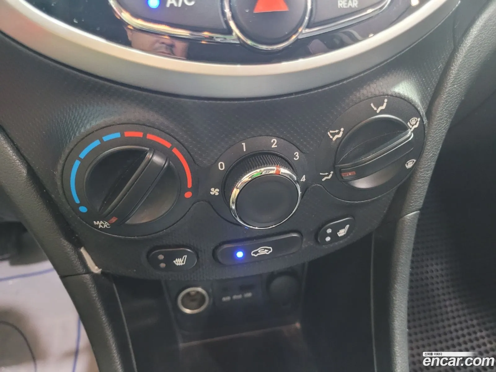 Hyundai Accent 2011 — 16