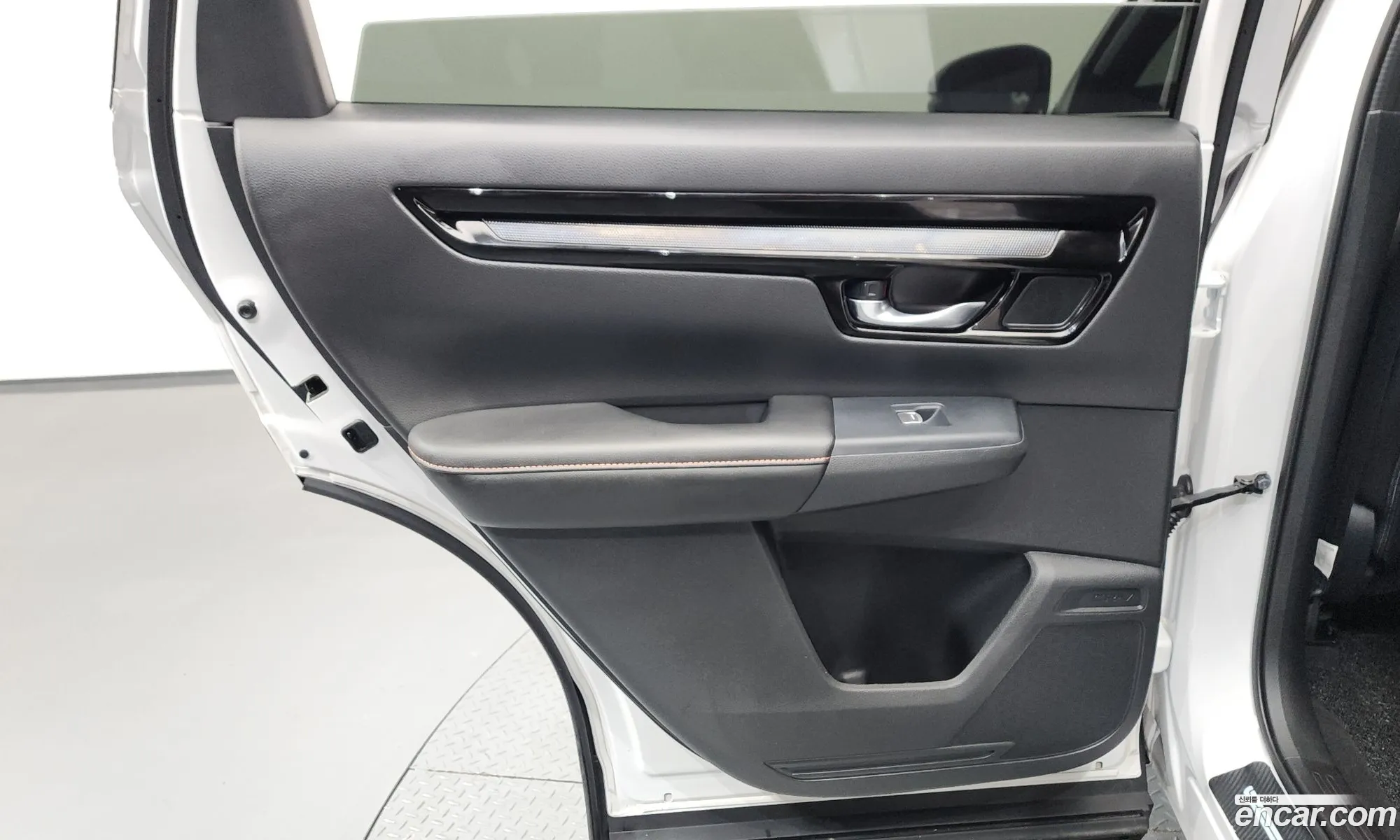 Honda CR-V 6th Gen 2025 — 2