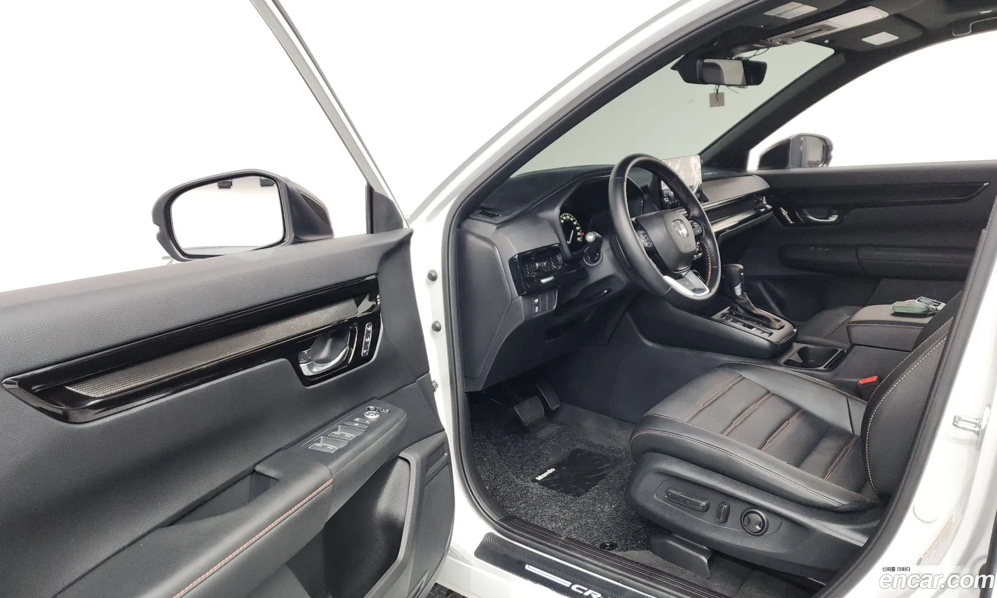 Honda CR-V 6th Gen 2025 — 6
