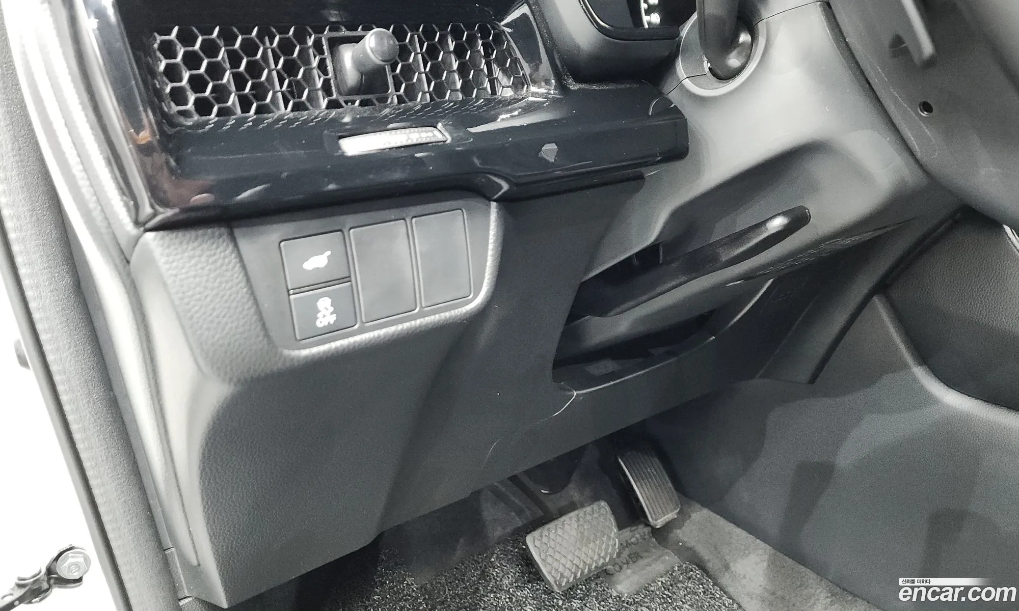 Honda CR-V 6th Gen 2025 — 10