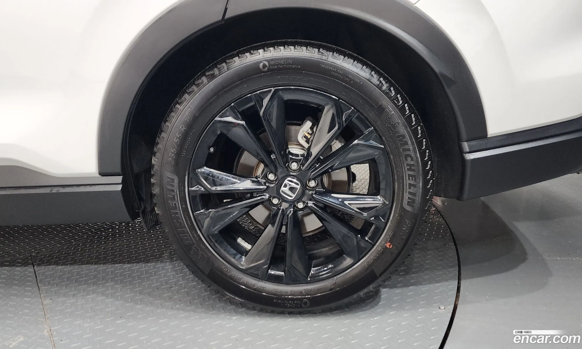 Honda CR-V 6th Gen 2025 — 15