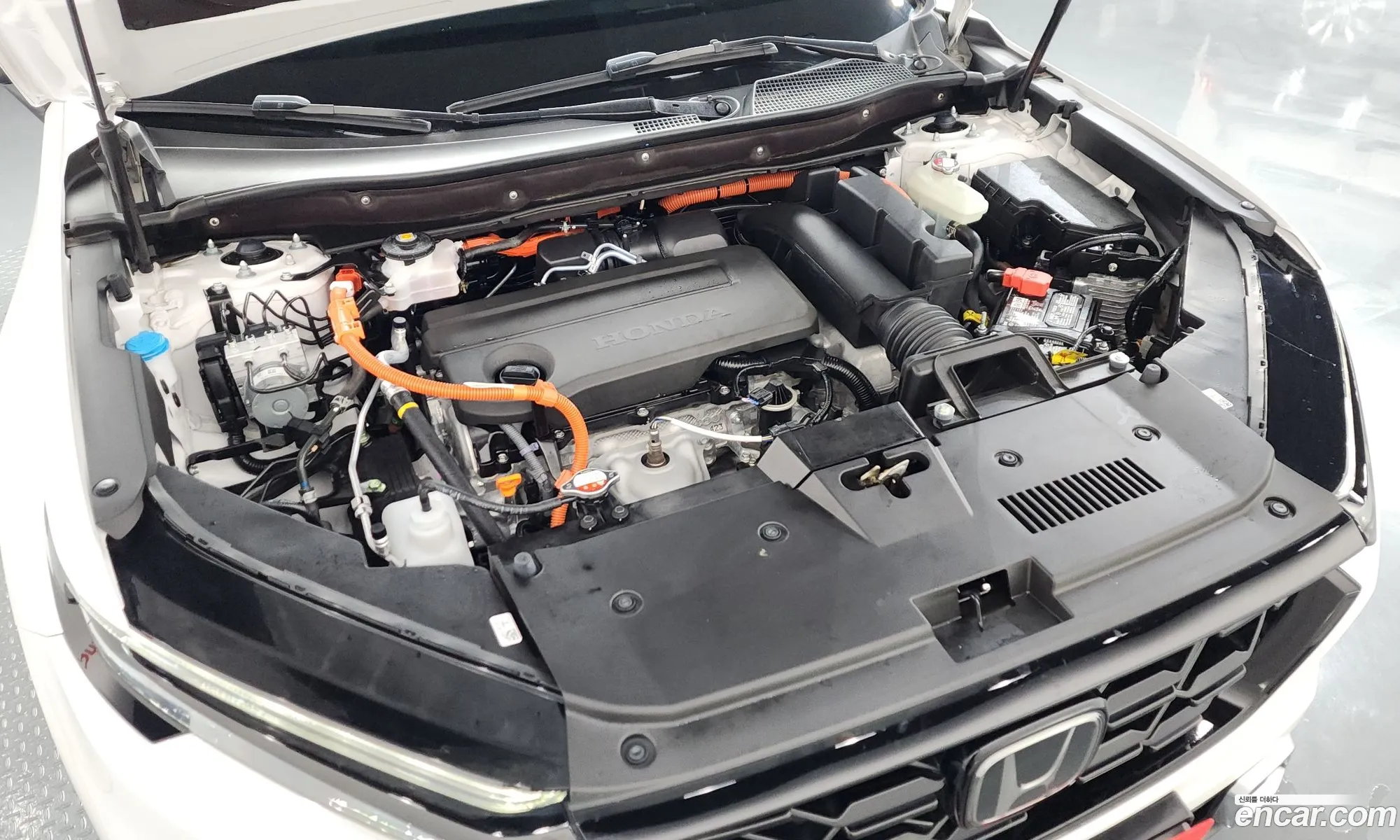 Honda CR-V 6th Gen 2025 — 32