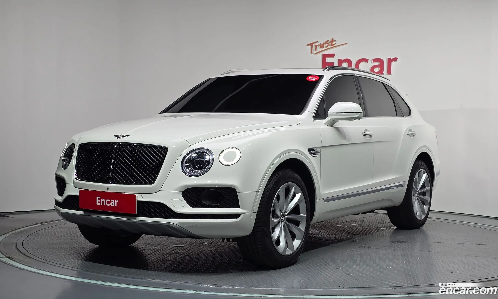 Bentley Bentayga 2020 SJAAM14V4LC029607 — 14