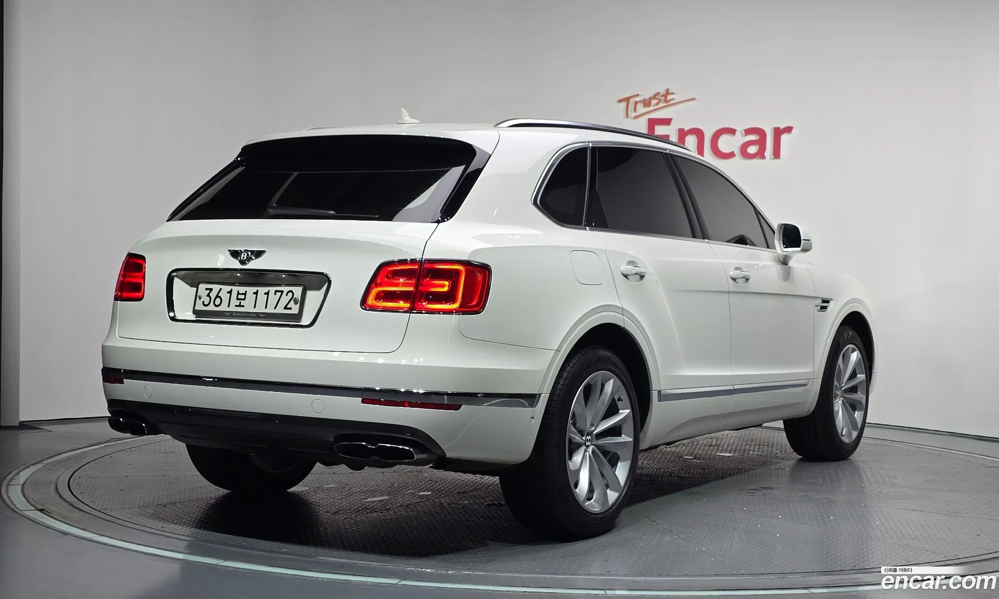 Bentley Bentayga 2020 SJAAM14V4LC029607 — 18
