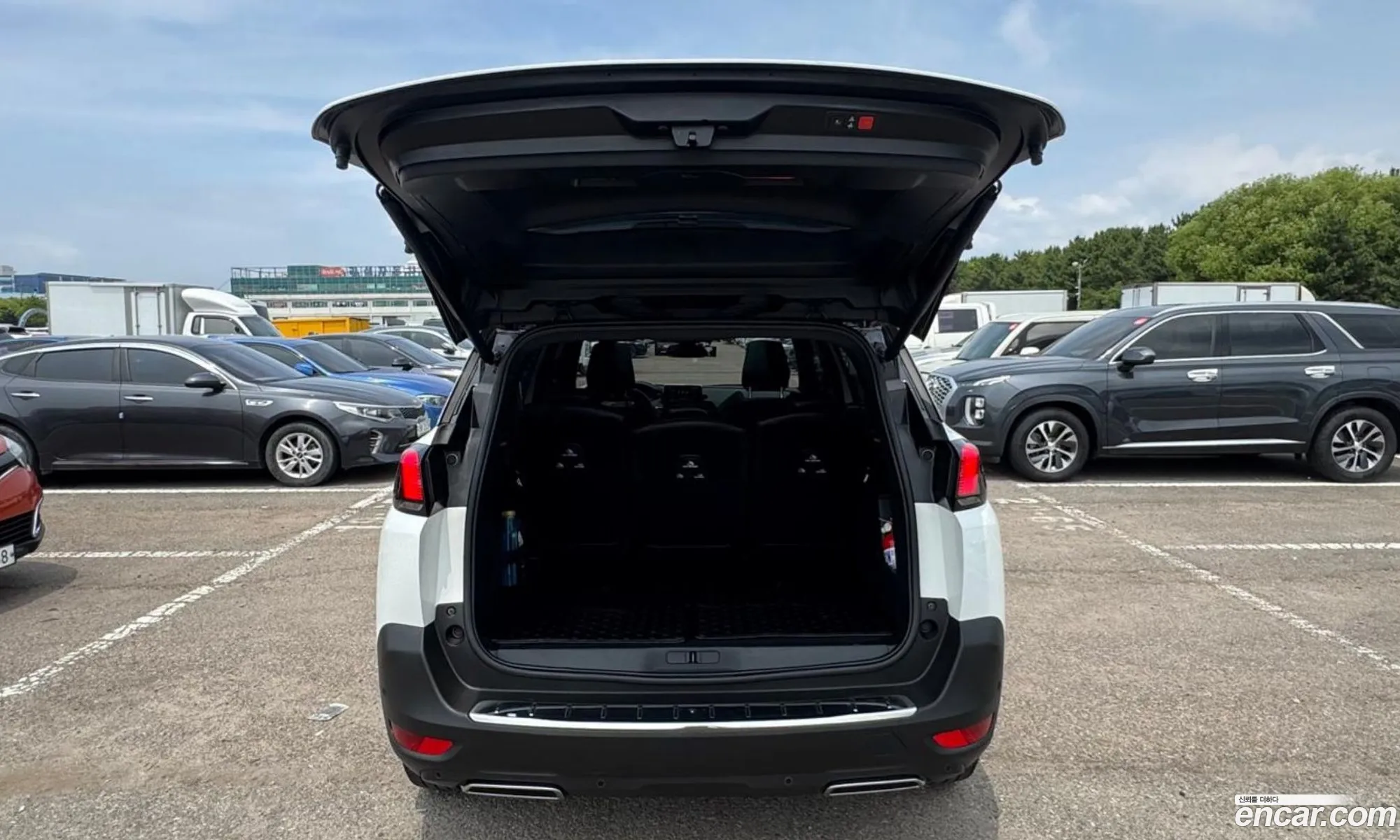 Peugeot 5008 2017 — 11