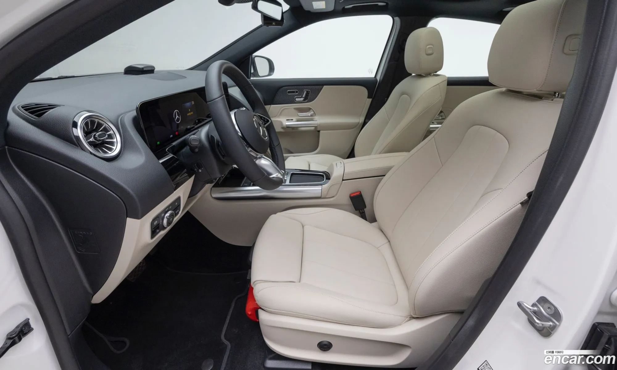 Mercedes-Benz EQA H243 2025 — 6