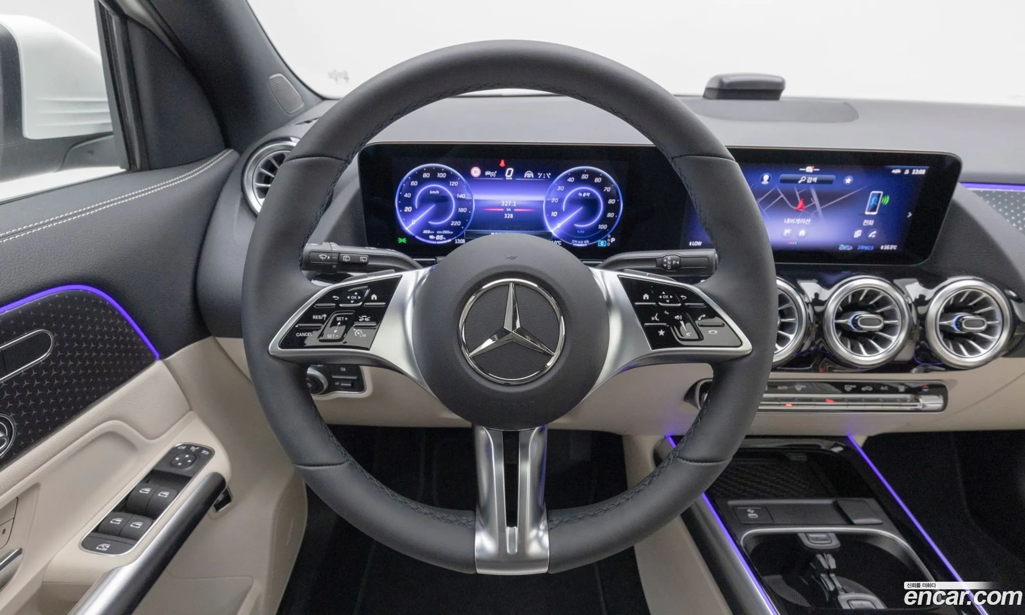 Mercedes-Benz EQA H243 2025 — 12