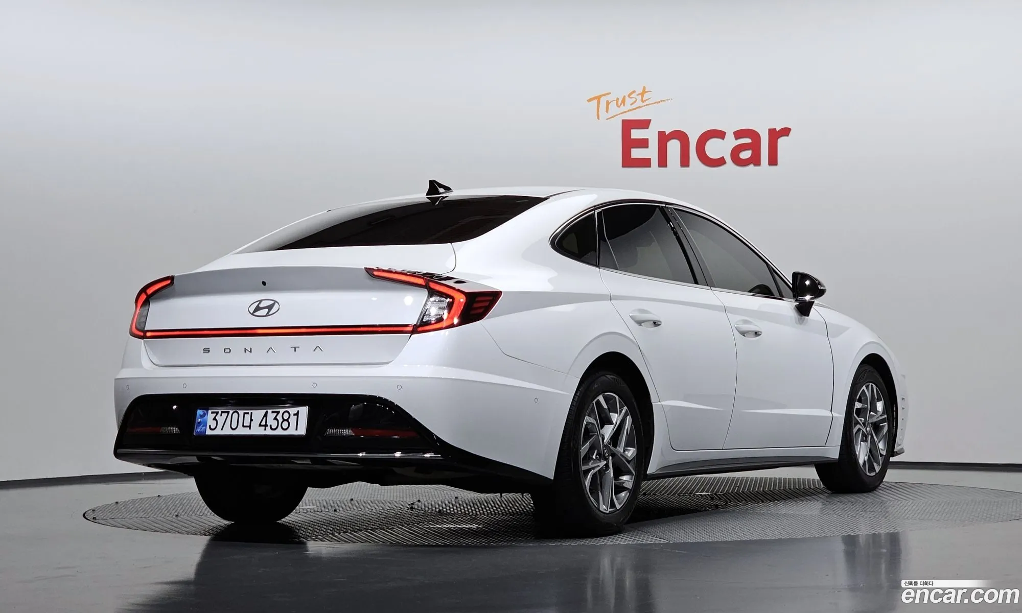 Hyundai Sonata 2022 — 21