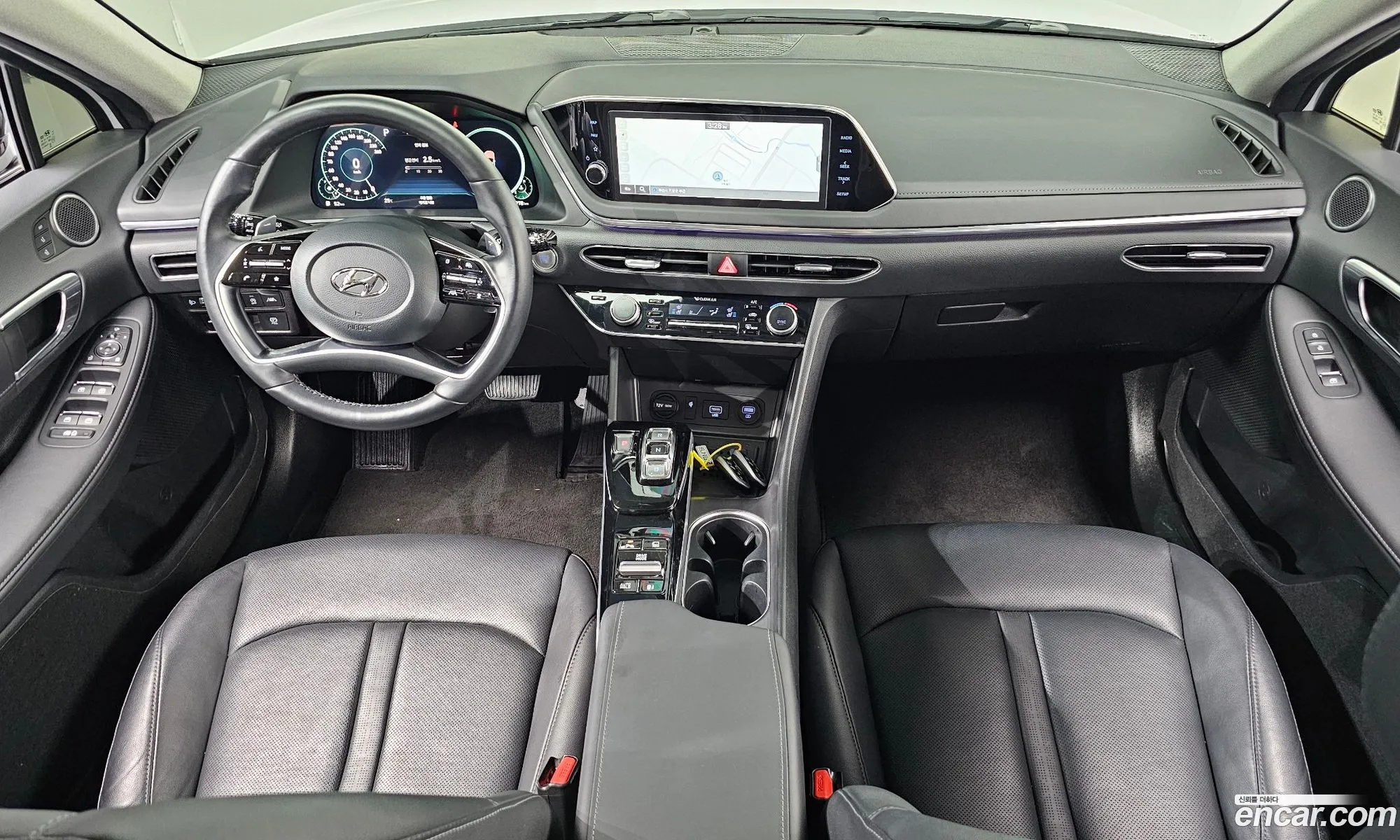 Hyundai Sonata 2022 — 16