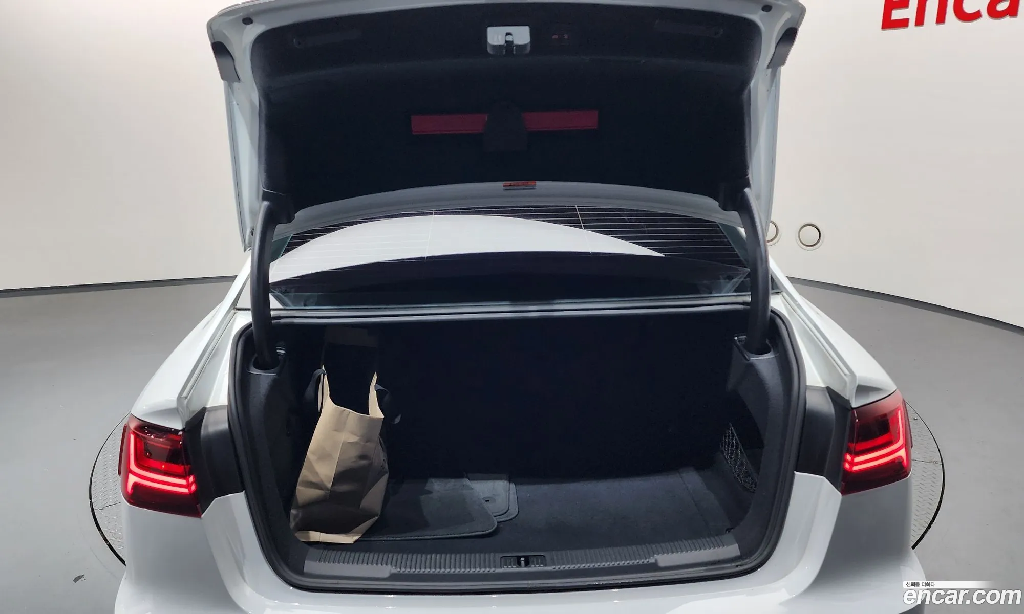 Audi A6 2018 11111111111111111 — 12