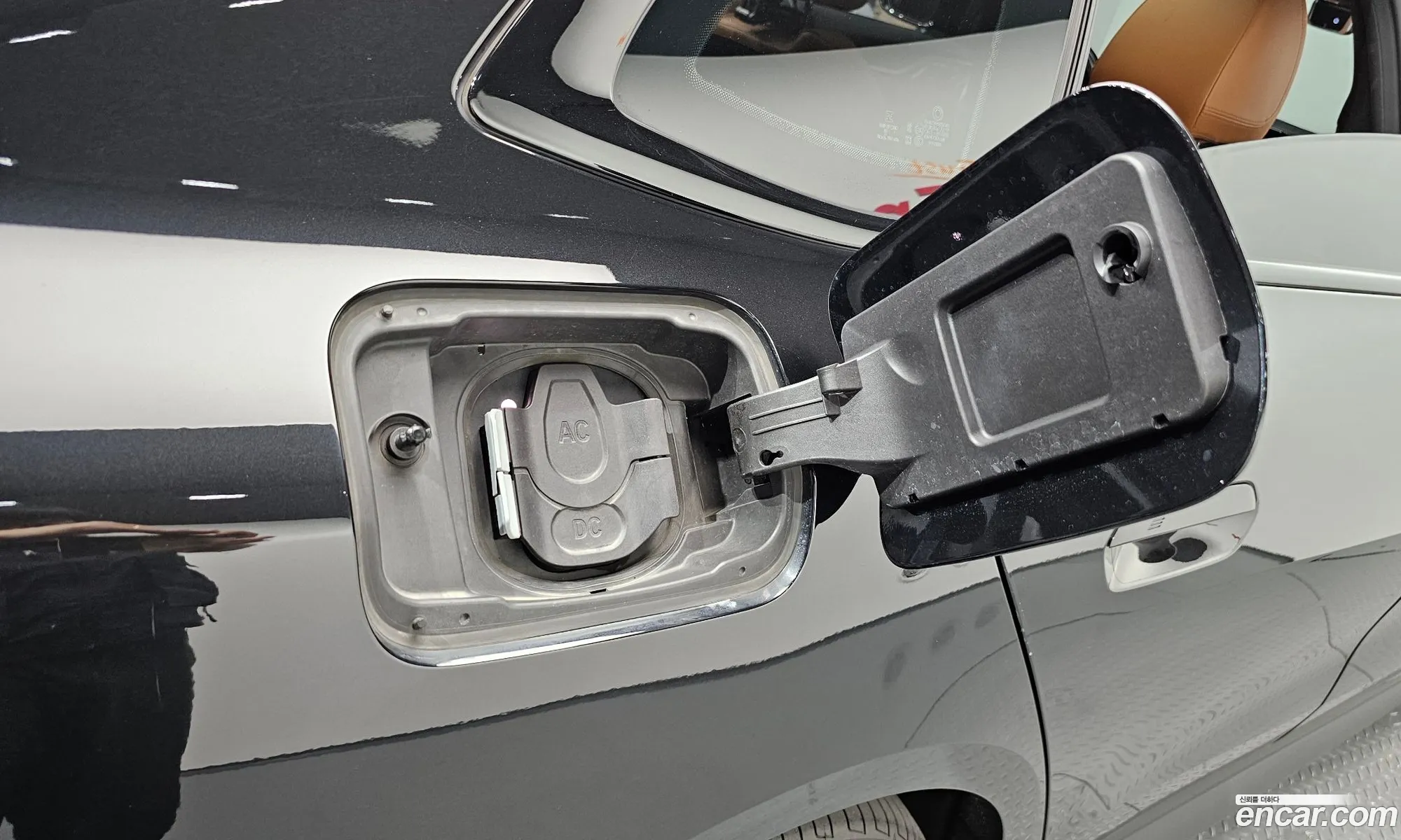 BMW i4 2022 WBY71AW01NFM59484 — 7