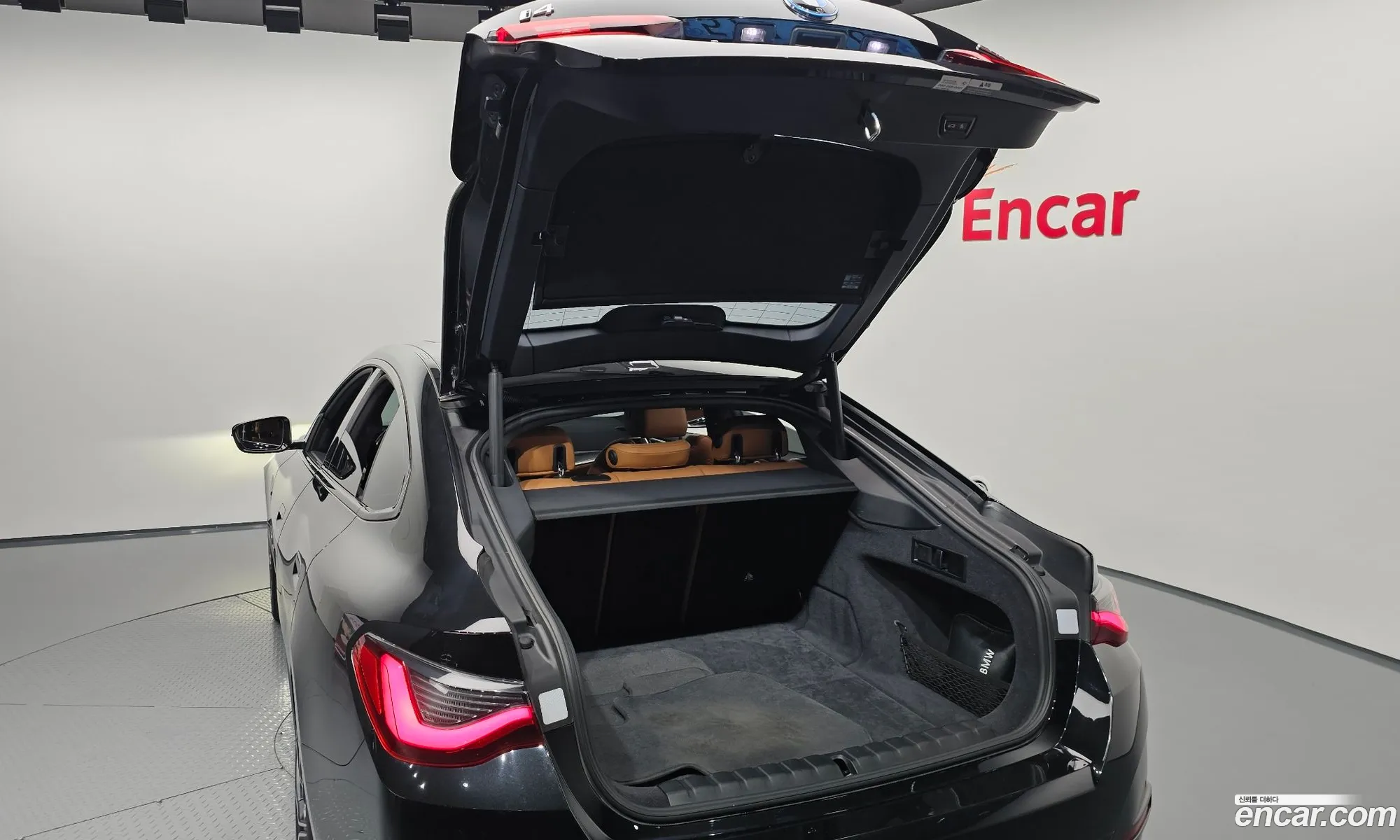 BMW i4 2022 WBY71AW01NFM59484 — 3