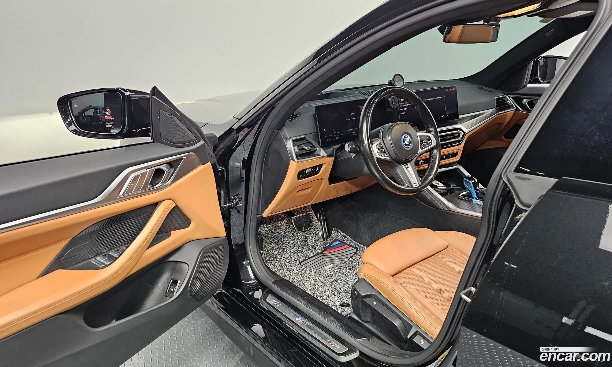 BMW i4 2022 WBY71AW01NFM59484 — 15