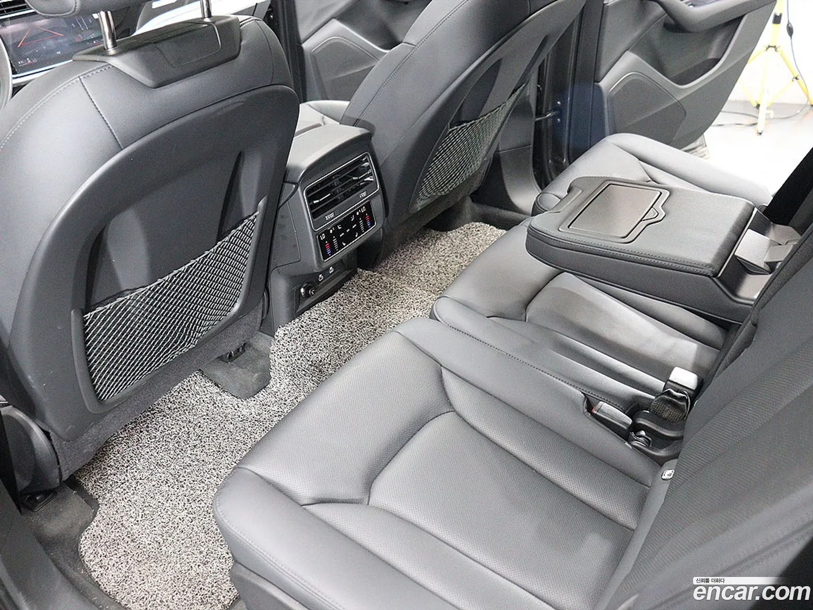 Audi Q7 2023 — 8