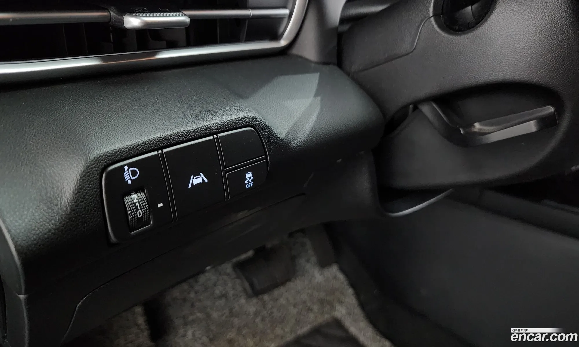 Hyundai Elantra 2021 — 17