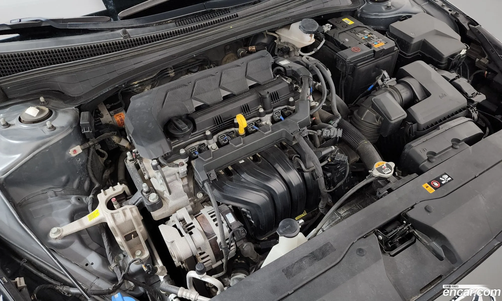 Hyundai Elantra 2021 — 19