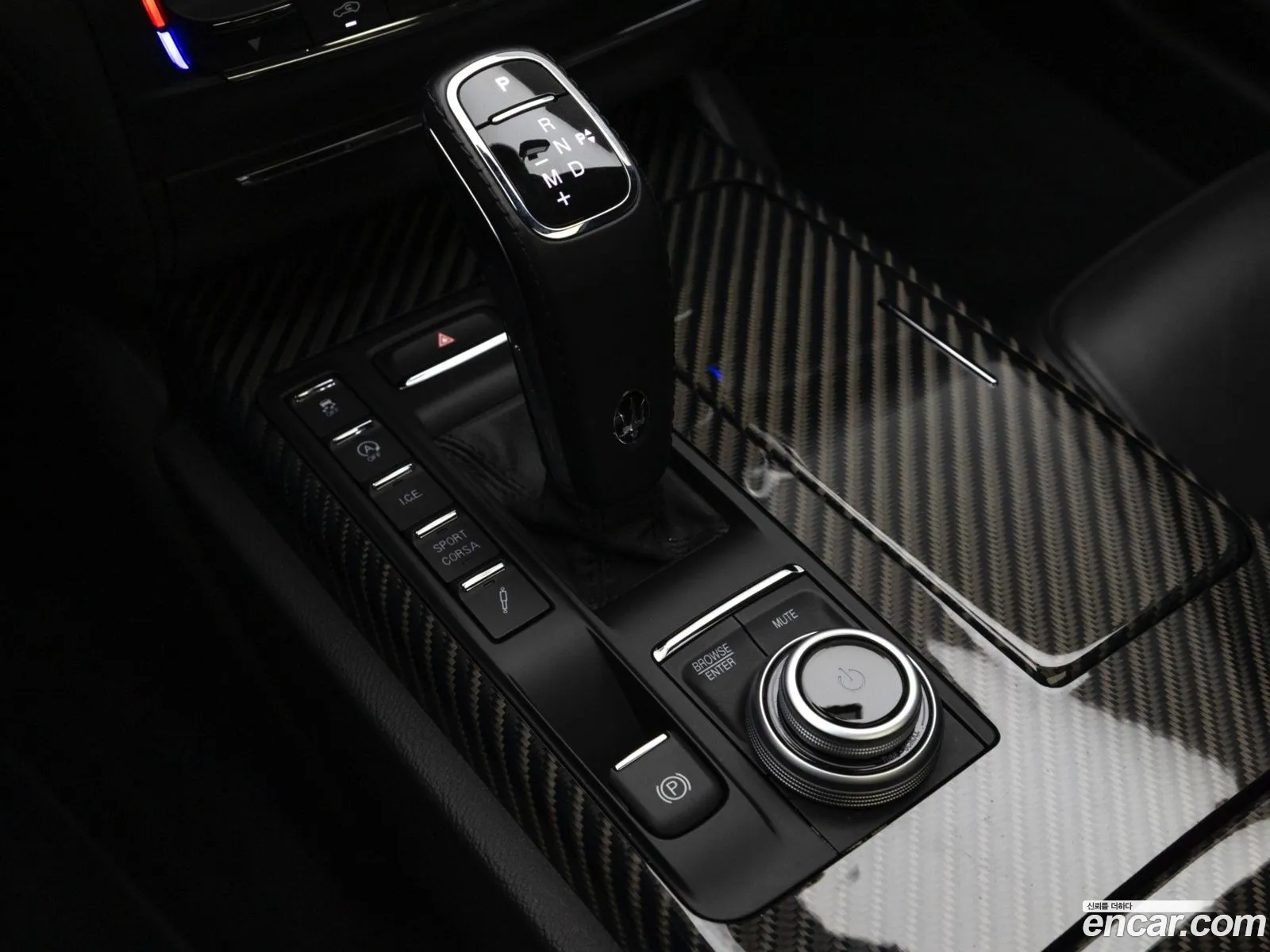 Maserati Ghibli 2022 — 8