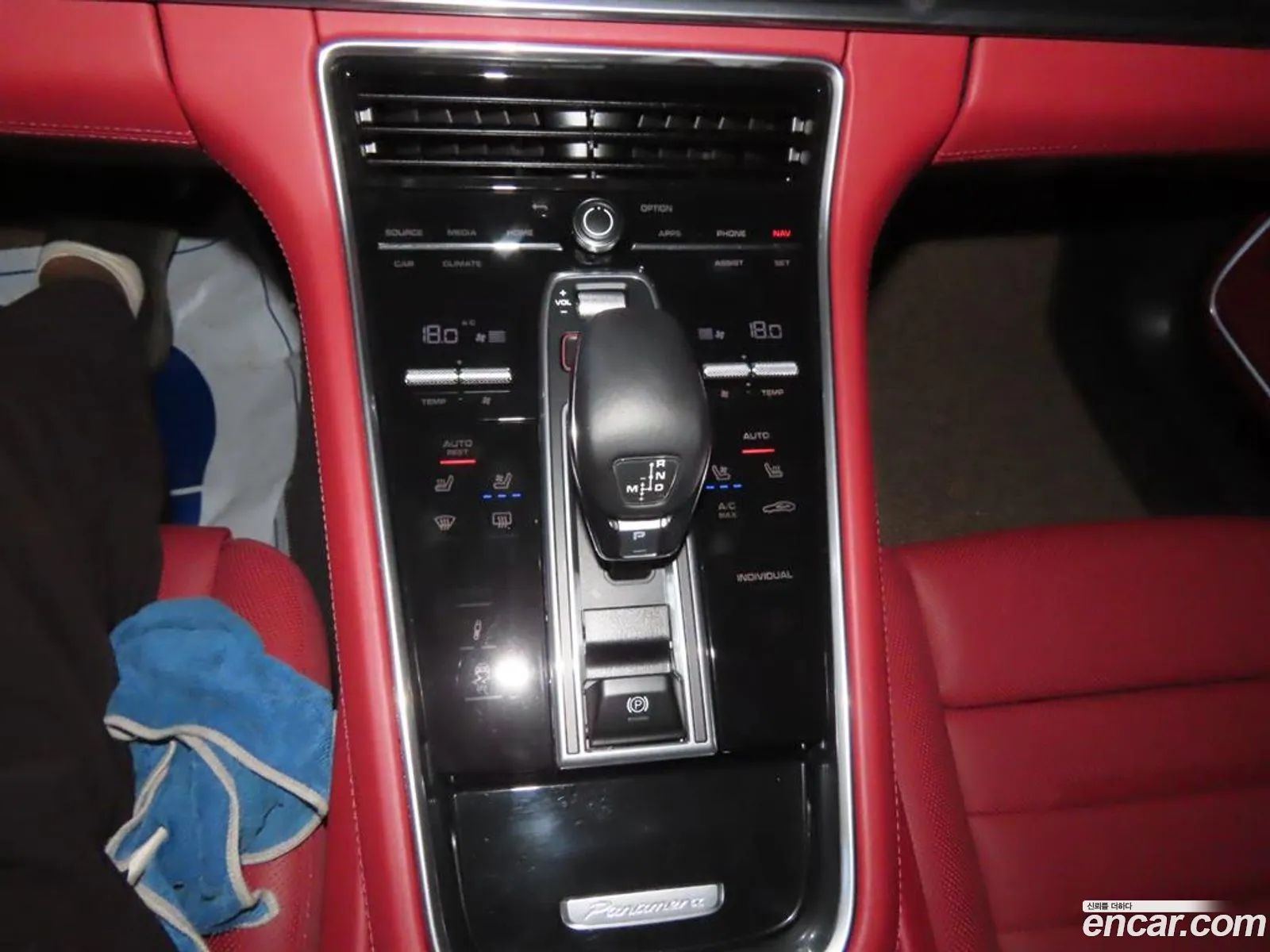 Porsche Panamera 2023 — 18