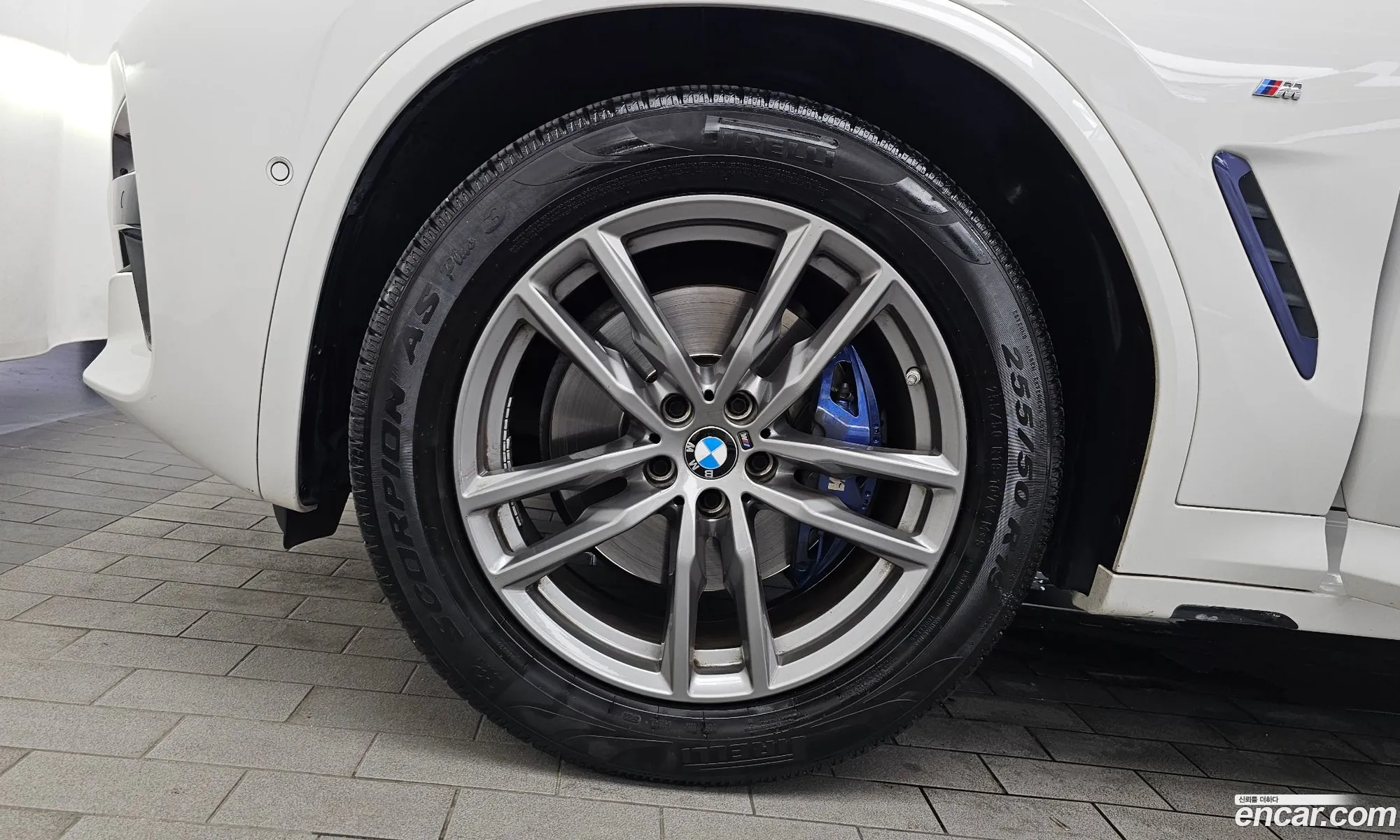 BMW X3 2020 — 32