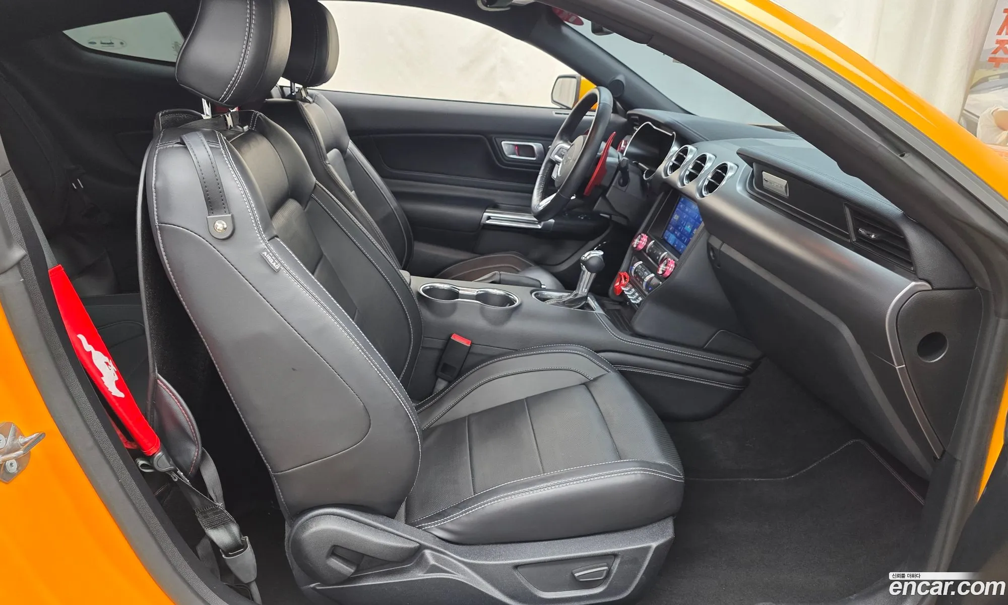 Ford Mustang 2022 1FA6P8TH3N5102401 — 8