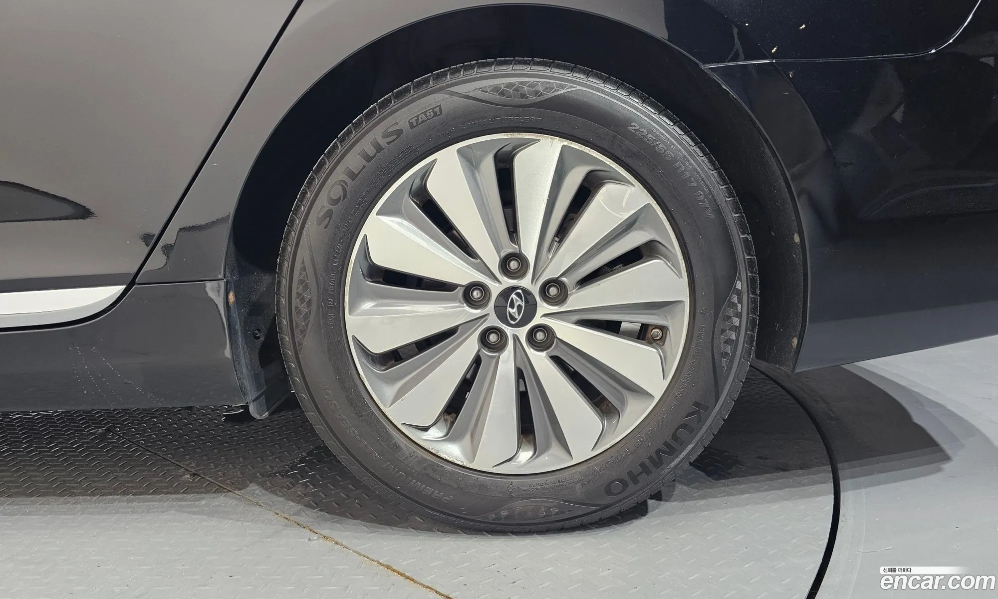 Hyundai Grandeur HG Hybrid 2015 — 3