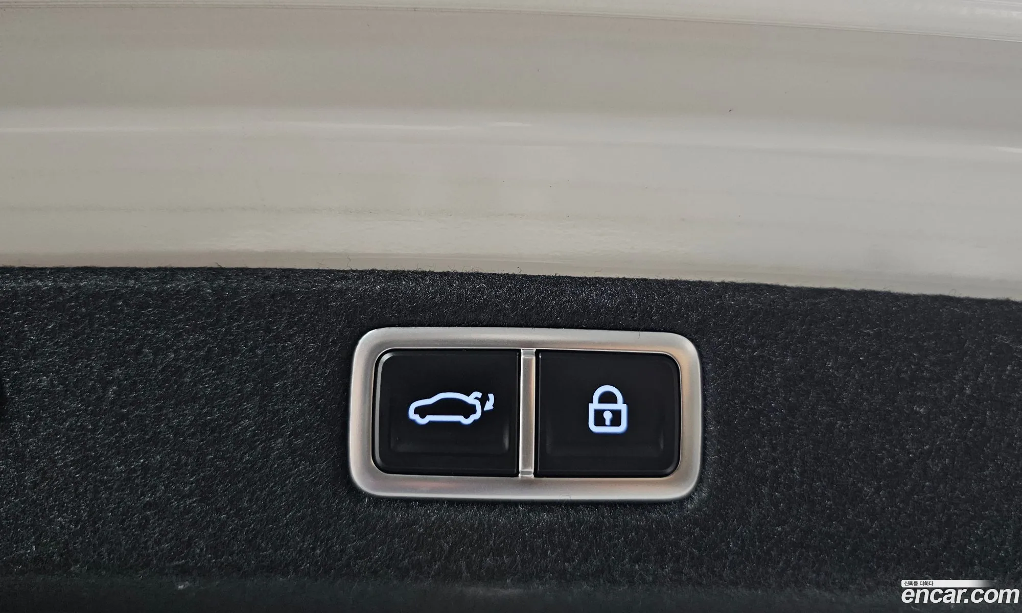 Hyundai Grandeur Hybrid 2023 — 16
