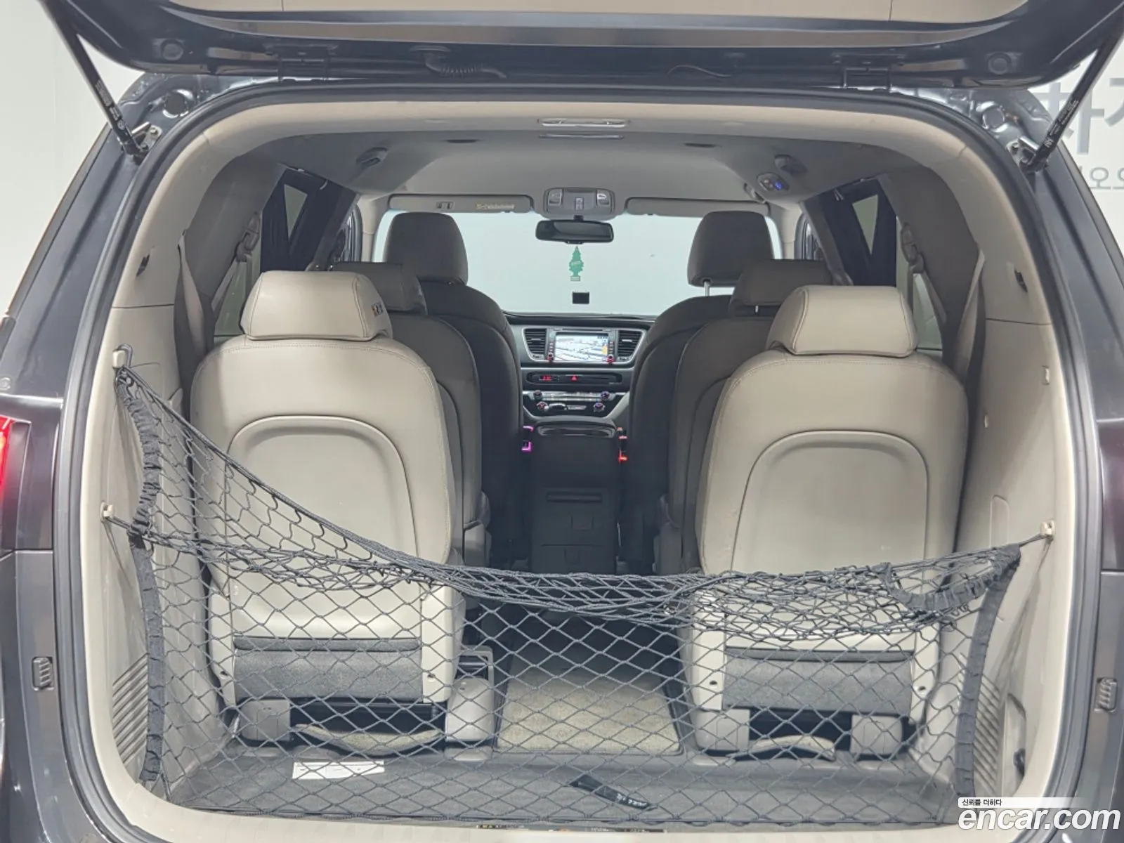 Kia Carnival 2014 — 14