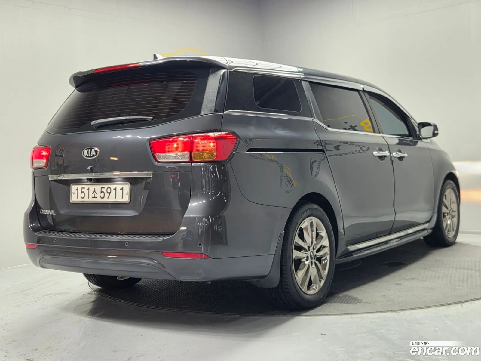 Kia Carnival 2014 — 3