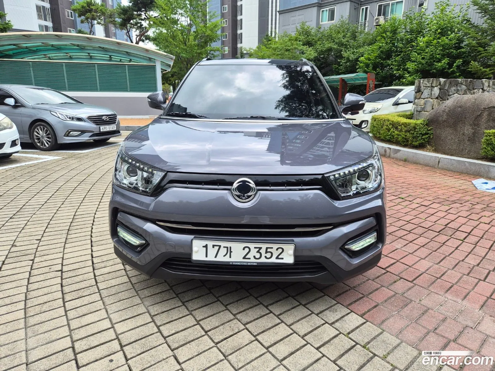 KG Mobility (SsangYong) Tivoli Armour 2017 — 18