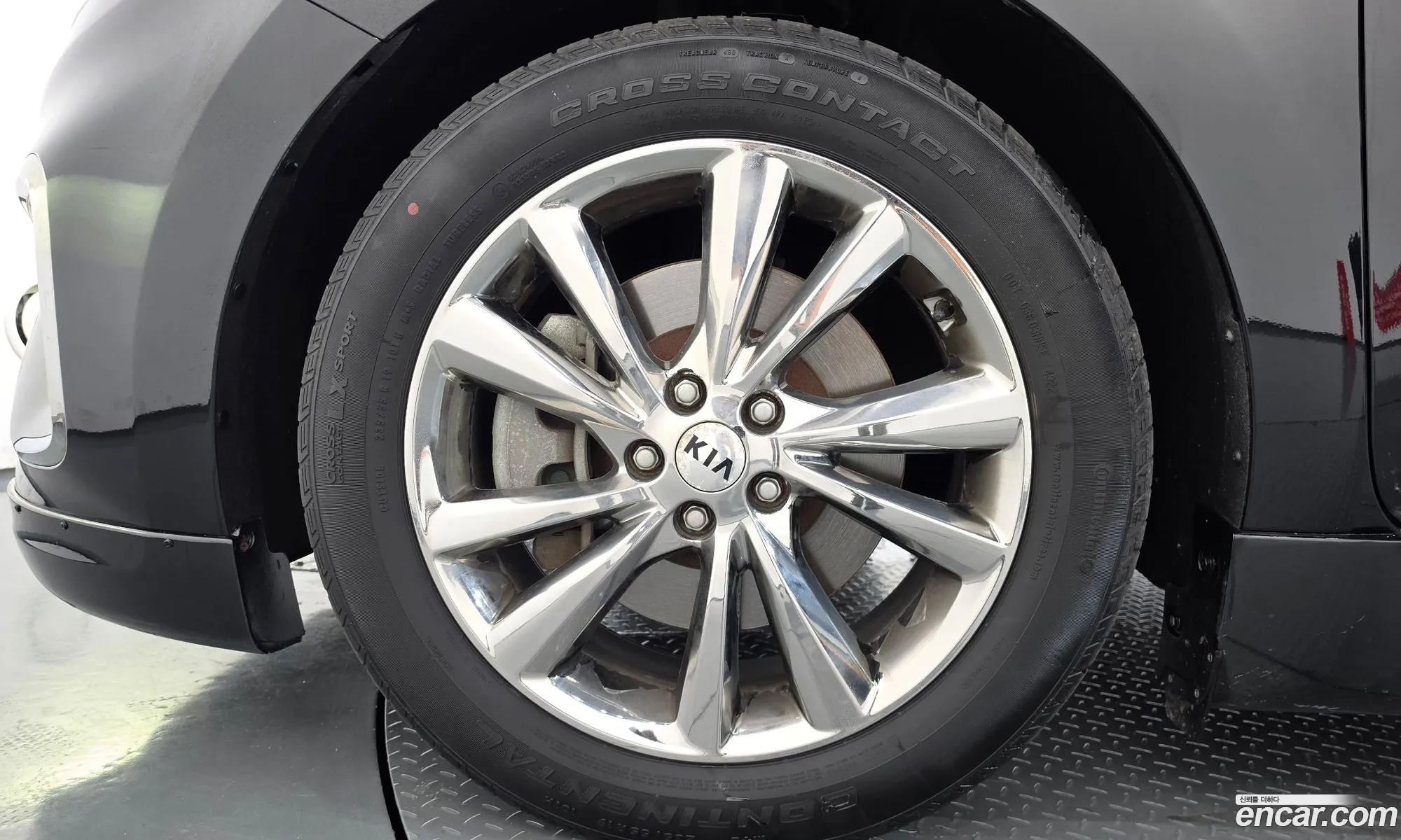 Kia Carnival 2018 KNAME811BKS502619 — 3