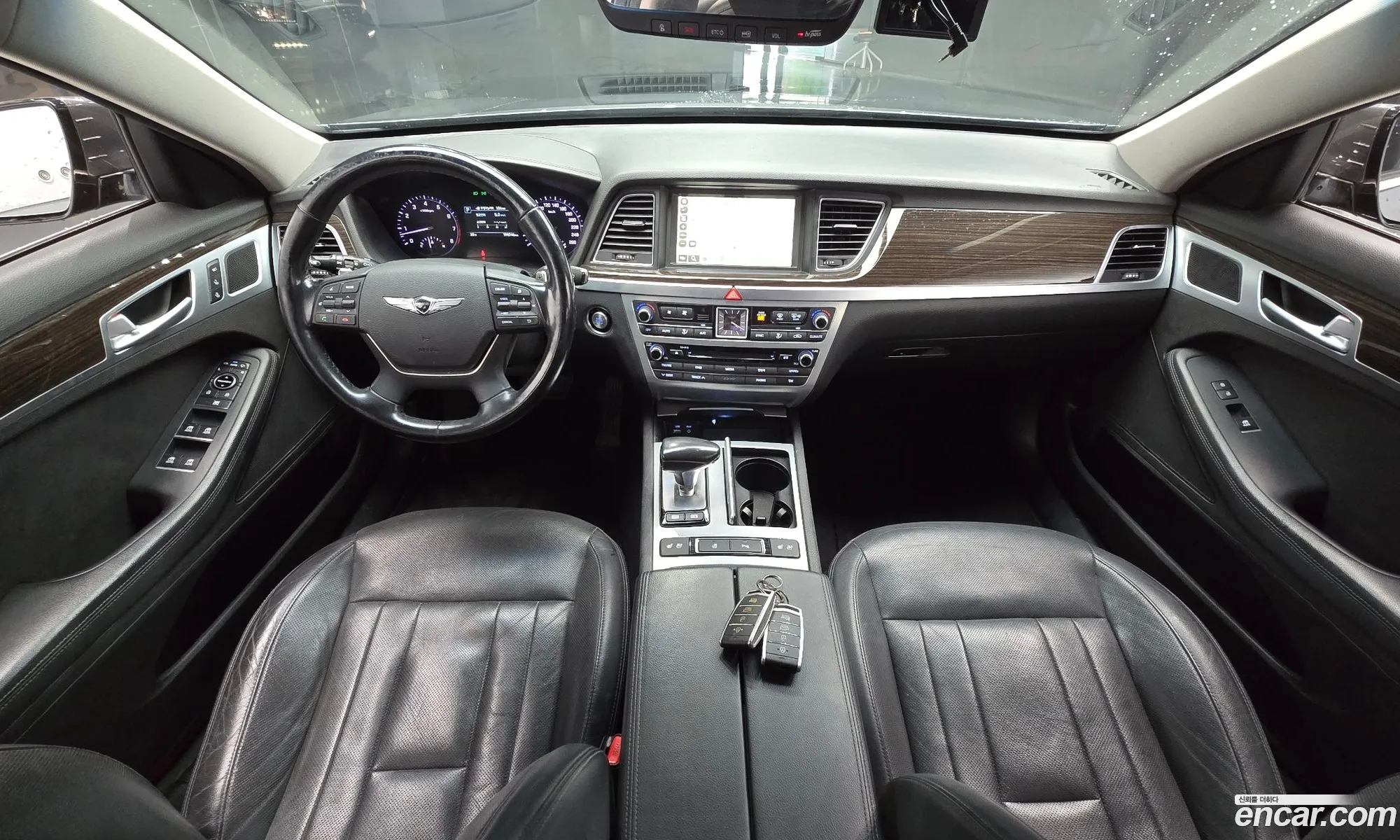 Genesis G80 2016 KMHGL41DDHU207428 — 4