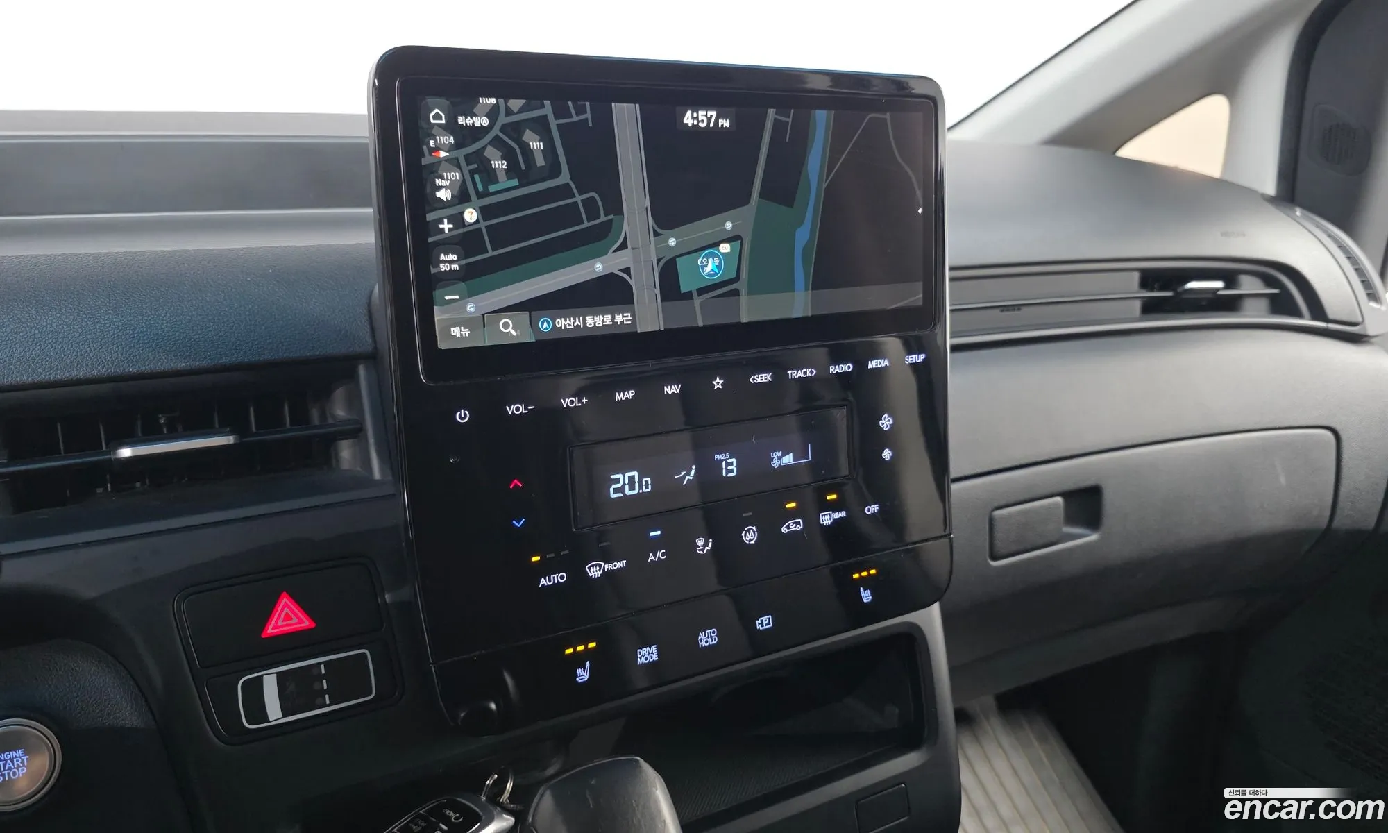 Hyundai Staria 2022 — 12