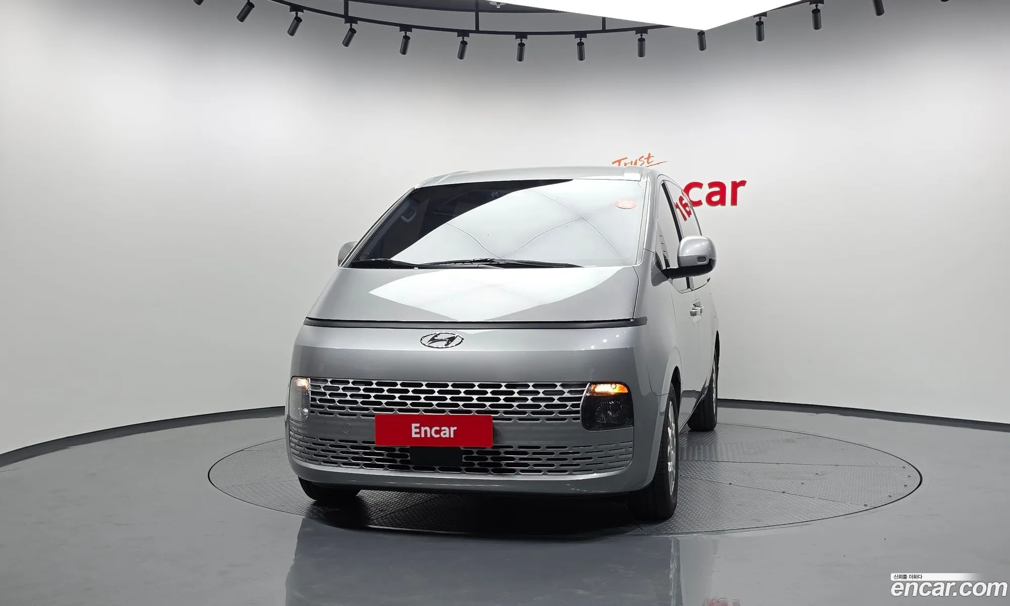 Hyundai Staria 2022 — 26