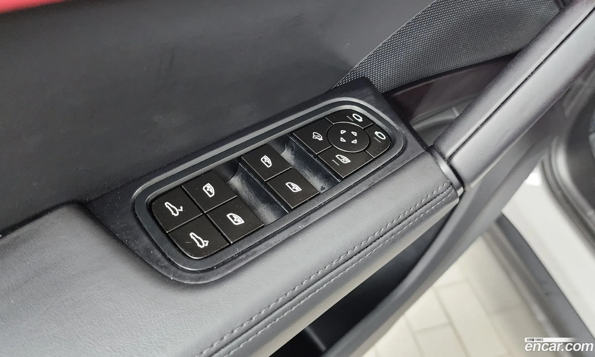 Porsche Cayenne 2024 WP1BA29Y4RDA60197 — 29