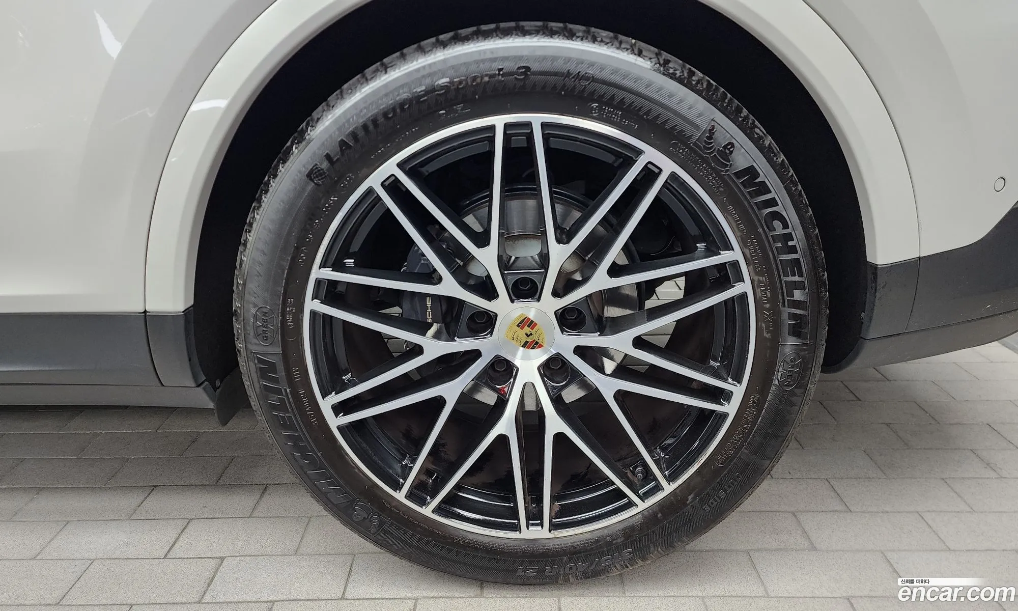 Porsche Cayenne 2024 WP1BA29Y4RDA60197 — 22