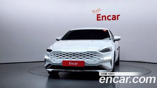 Kia K8 Hybrid 2022 — 2