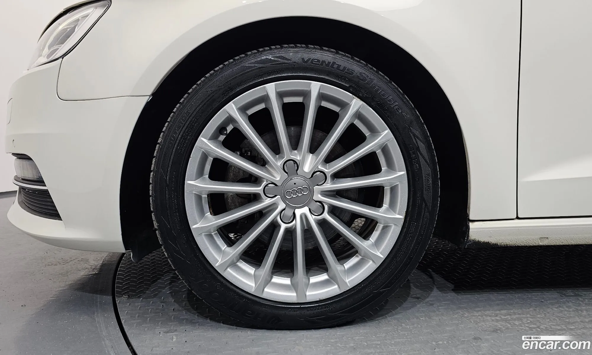 Audi A3 2015 WAUZZZ8V1FA142097 — 4