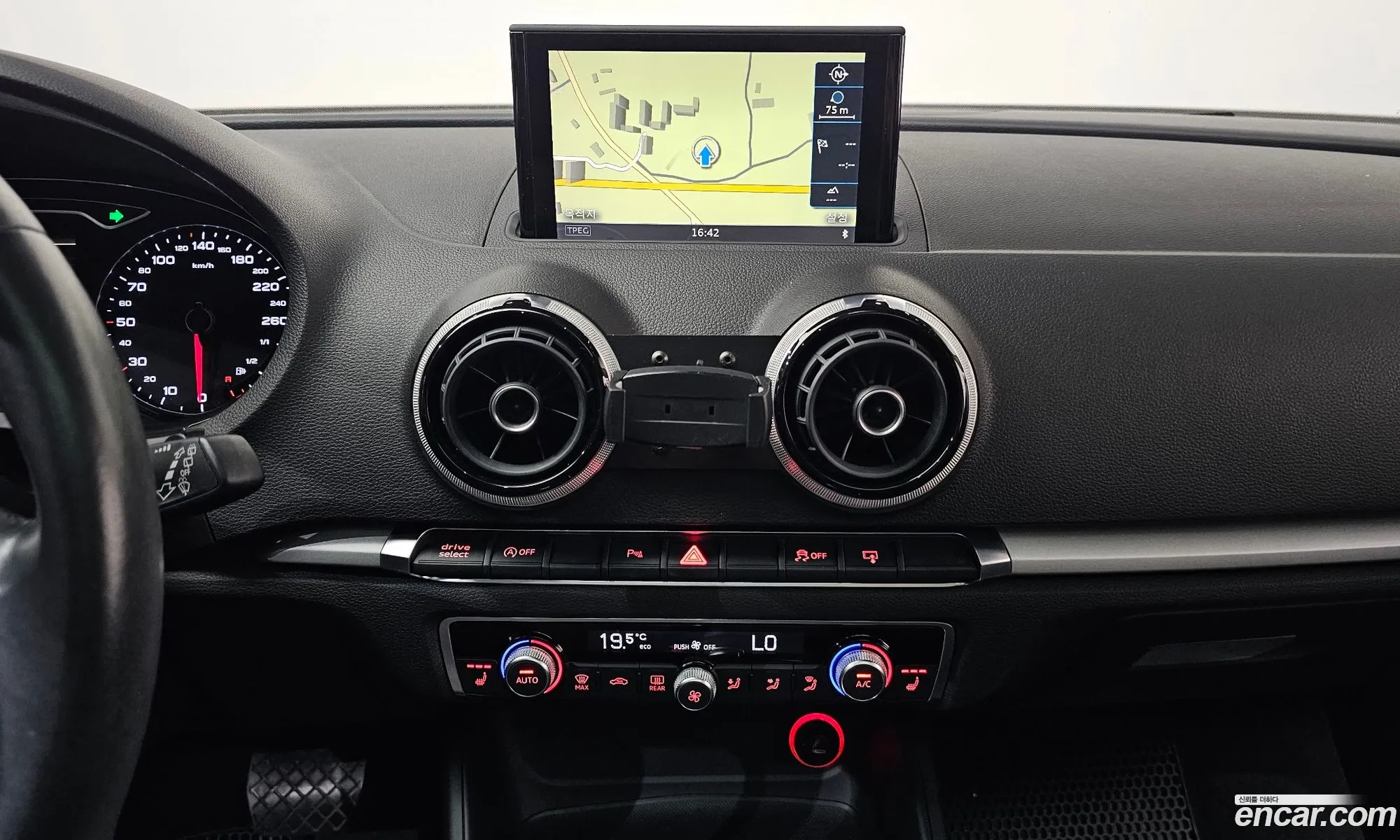 Audi A3 2015 WAUZZZ8V1FA142097 — 20